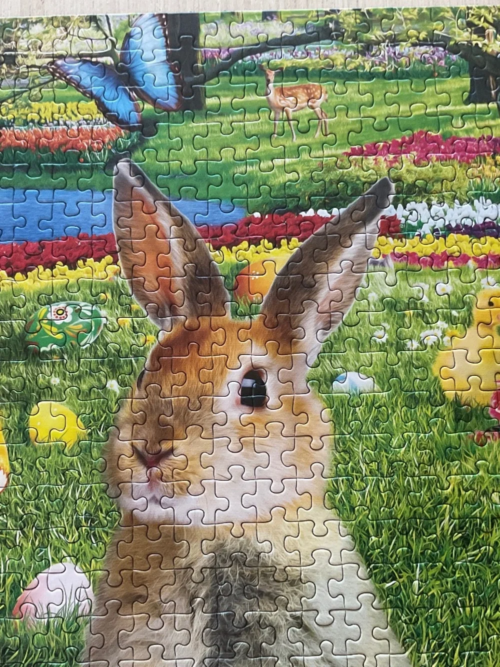 Easter Garden 1000 Piece Puzzle by Eurographics – Spring Bunny & Eggs Scene - Picture 4 of 9